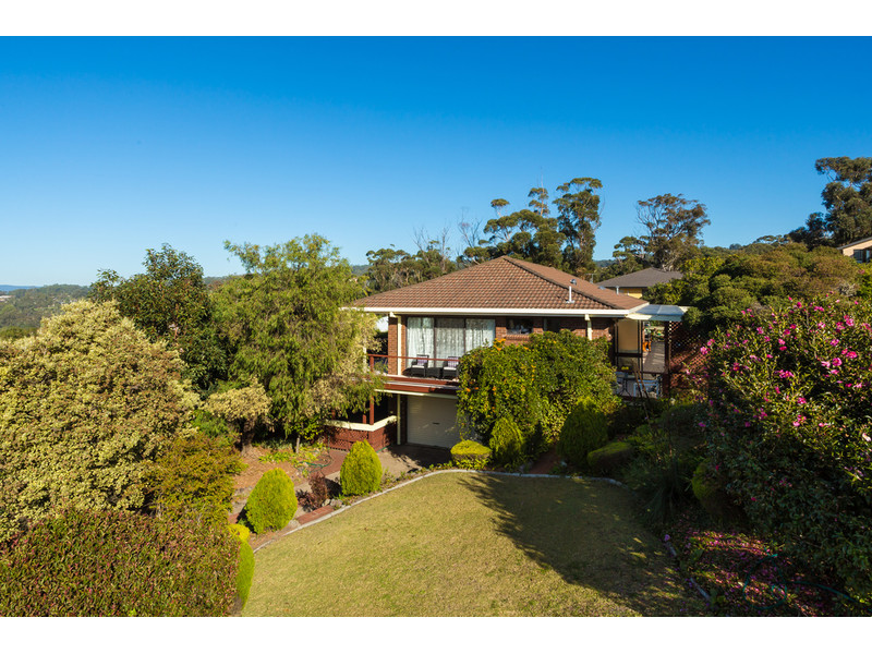 17 TELOPEA CRESCENT, TURA BEACH, 2548
