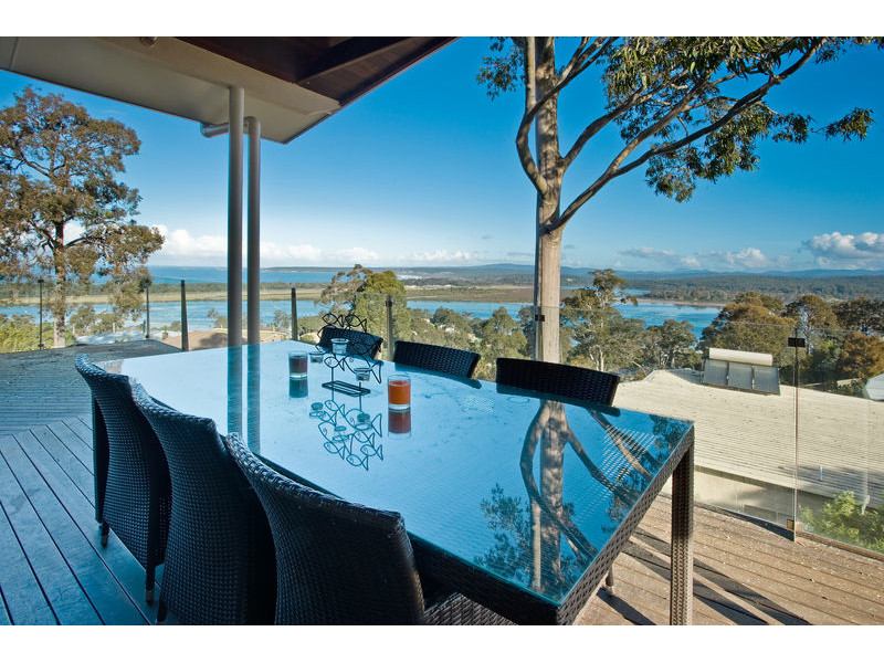 60 MONARO STREET, MERIMBULA, 2548