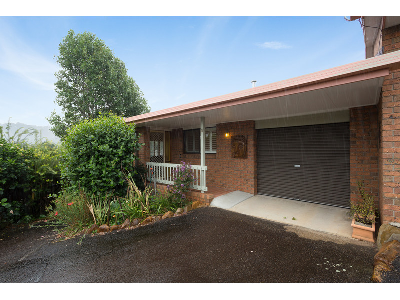 44 MUNN STREET, MERIMBULA, 2548