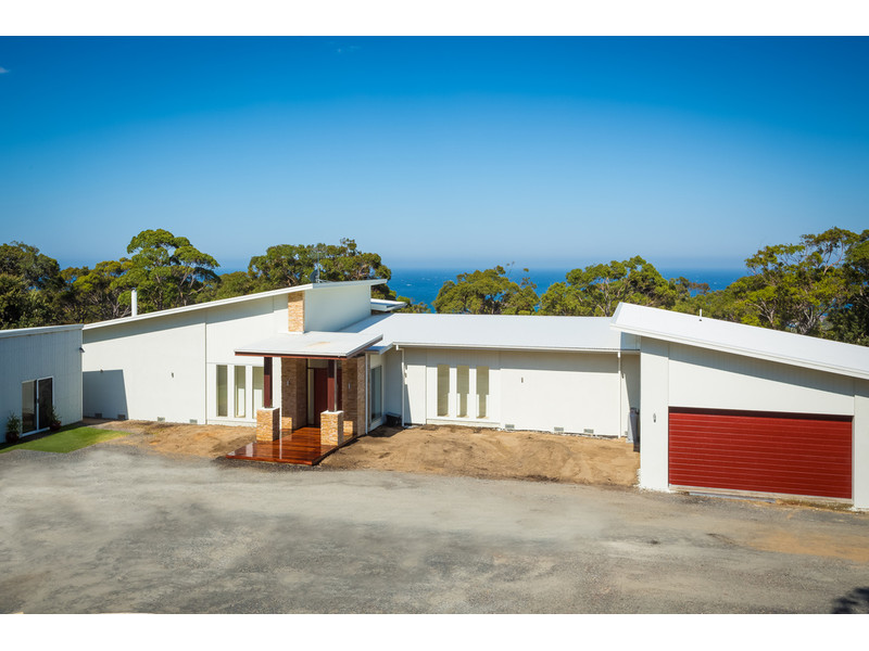 4 REBECCA PLACE, TURA BEACH, 2548