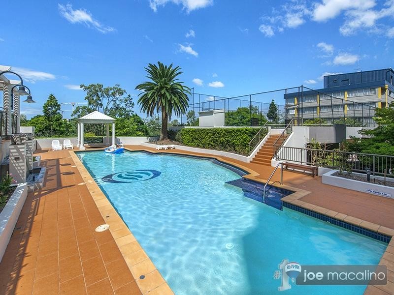5-11 CHASELY STREET, AUCHENFLOWER, 4066