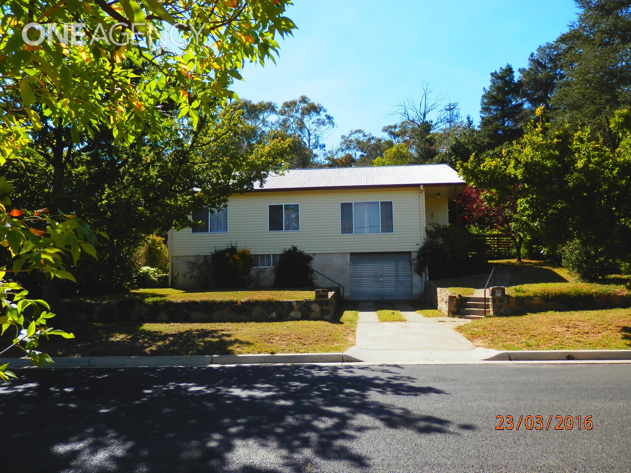 16 CREEK STREET, COOMA, 2630