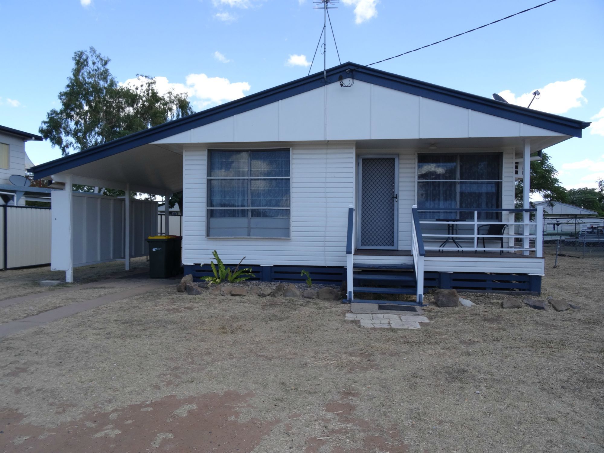 6 LONG STREET, BLACKWATER, 4717