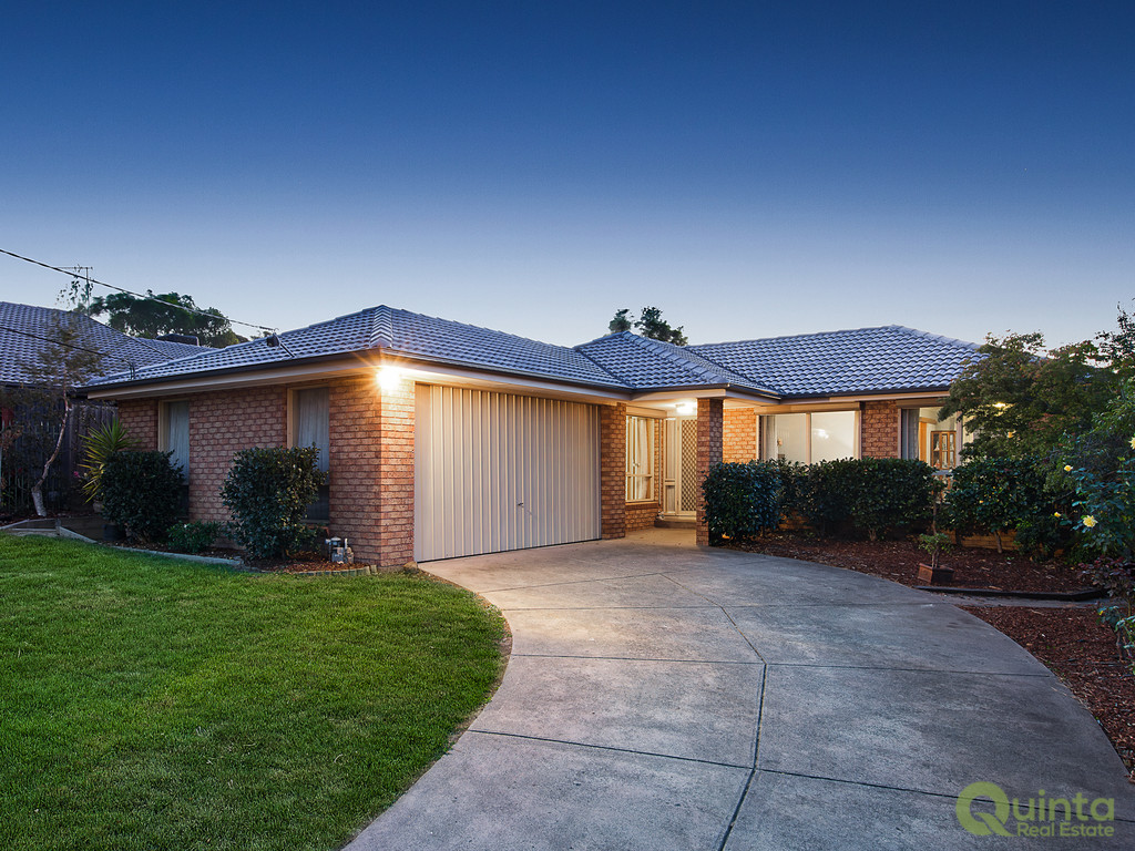 63 YARRA RD, CROYDON HILLS, 3136