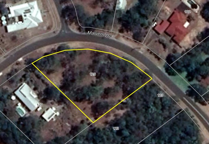 125 MALVERN DRIVE, MOORE PARK BEACH, 4670