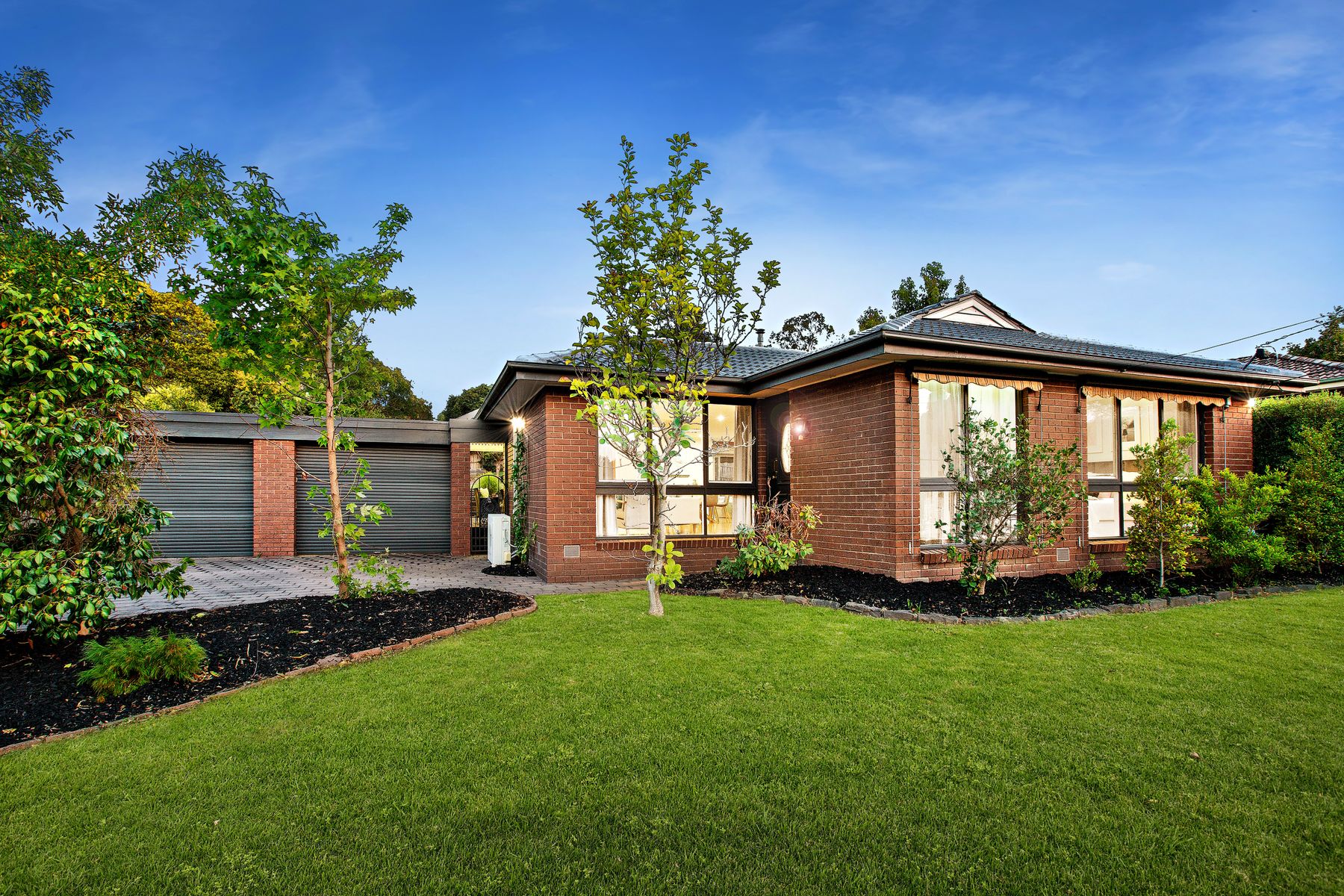4 HARVEST DRIVE, CHIRNSIDE PARK, 3116