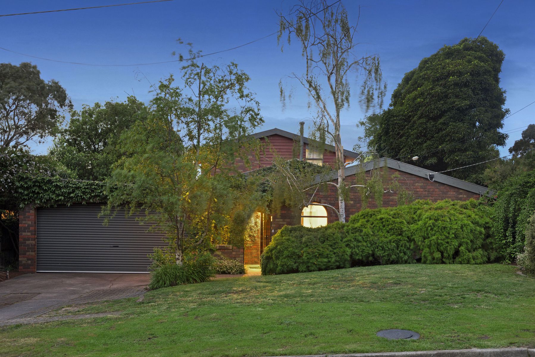 15 HARDY CRESCENT, HEATHMONT, 3135