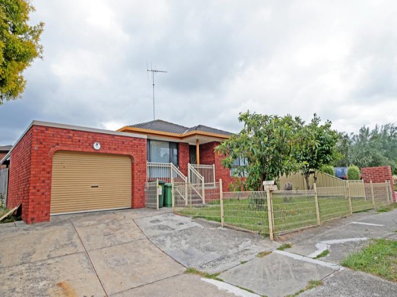 27 SHANKLAND BOULEVARD, MEADOW HEIGHTS, 3048