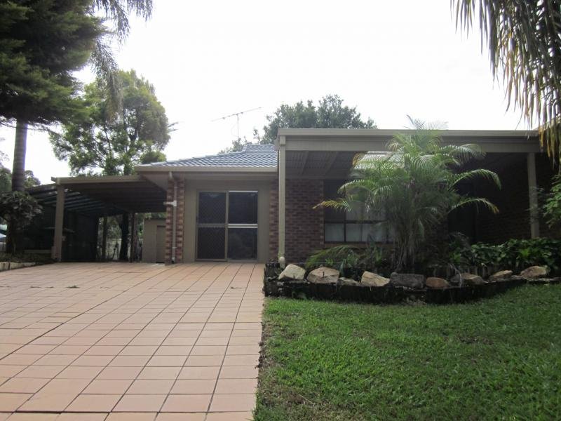 9 WOOMERA CRES, SOUTHPORT, 4215