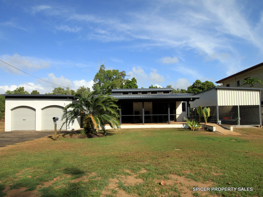 109 TAYLOR STREET, TULLY HEADS, 4854
