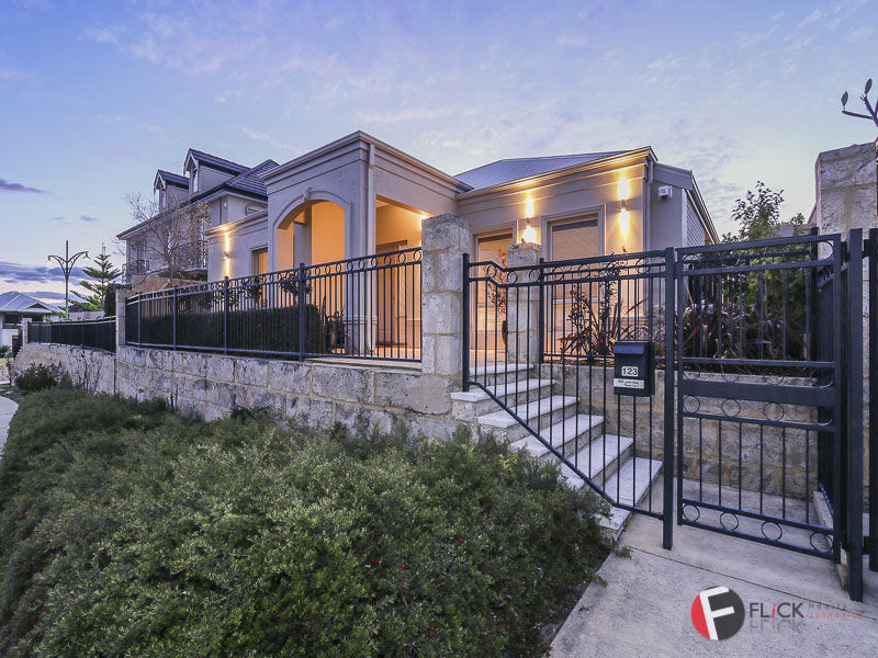 123 NATURALISTE BOULEVARD, ILUKA, 6028