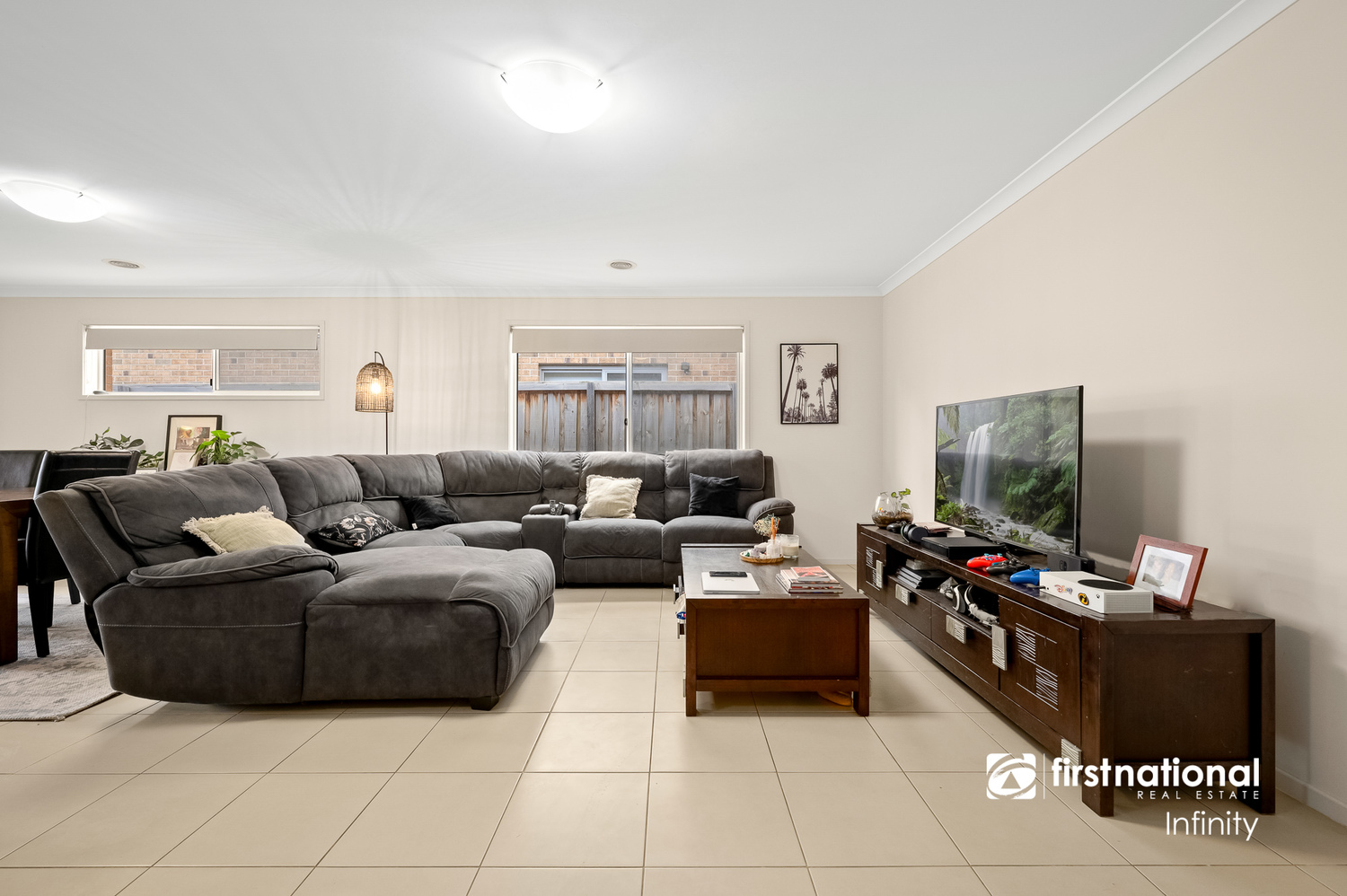 12 HALYCON STREET, POINT COOK, 3030