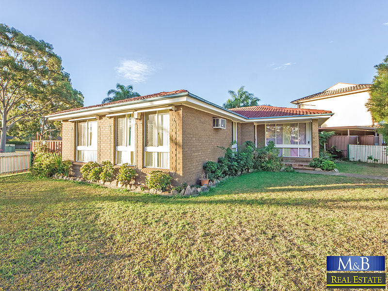 22 REEVE CRESCENT, DOONSIDE, 2767
