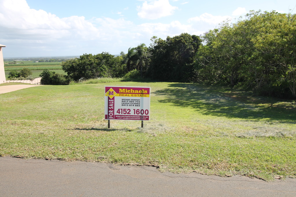 19 FINEMORE CRESCENT, QUNABA, 4670