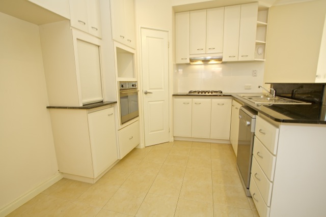 114 MOREING ROAD, ATTADALE, 6156