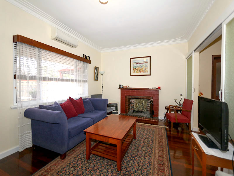 1/1 BOULTON STREET, DIANELLA, 6059