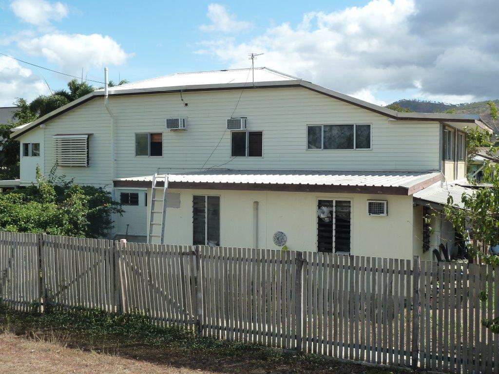 2 DAWSON STREET, STUART, 4811