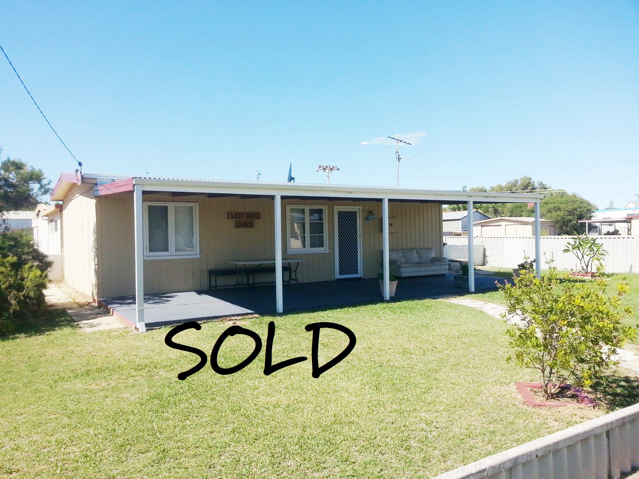 16 BONHAM STREET, LEEMAN, 6514