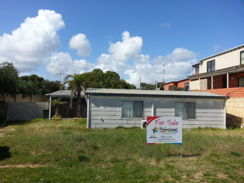98 THOMAS STREET, LEEMAN, 6514