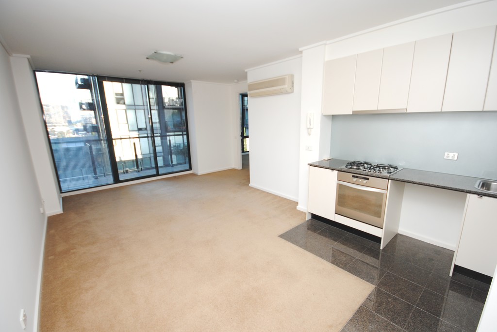 REF 24066/173 CITY ROAD, SOUTHBANK, 3006