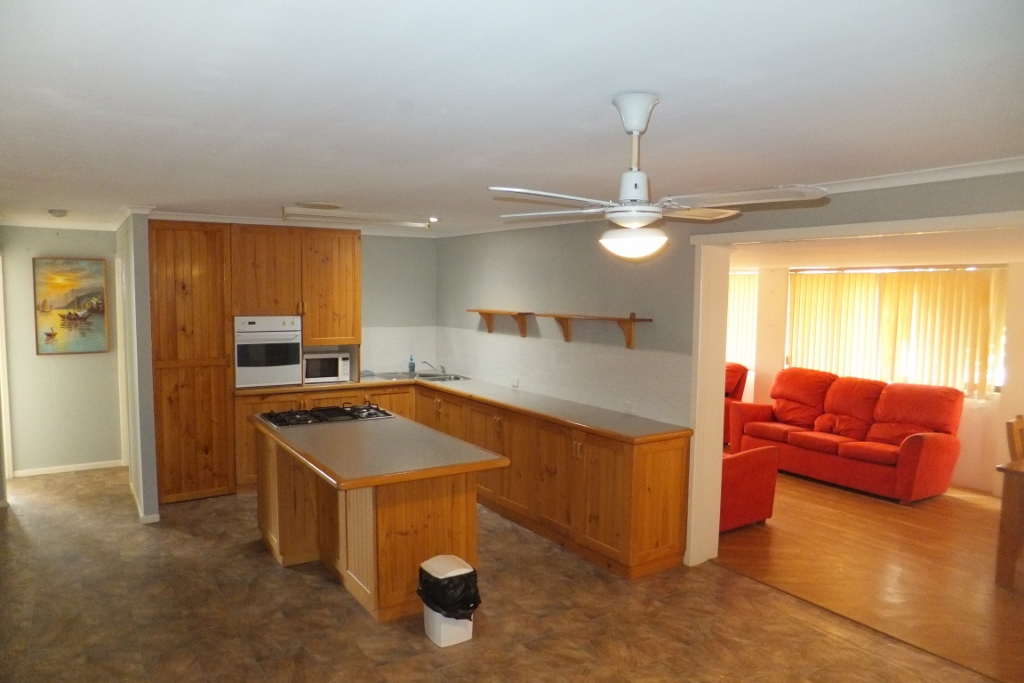 UNIT 3/2 CASUARINA CRESCENT, JURIEN BAY, 6516