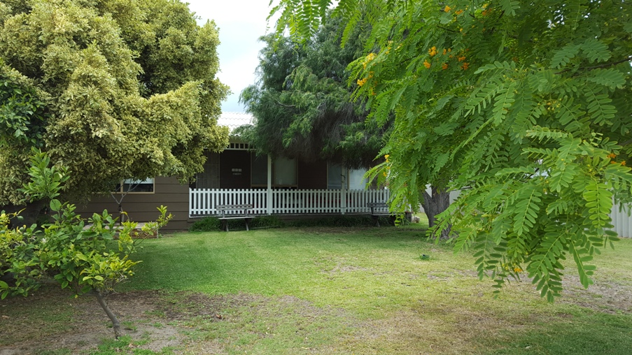 7 MORPHETT CRES, GREEN HEAD, 6514