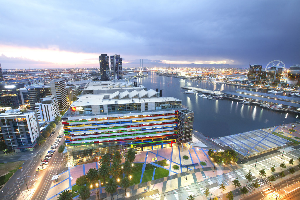 2511A/100 HARBOUR ESPLANADE, DOCKLANDS, 3008