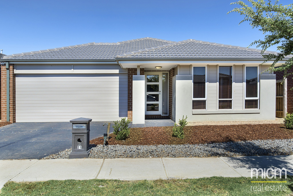 21 CASINO PARADE, POINT COOK, 3030