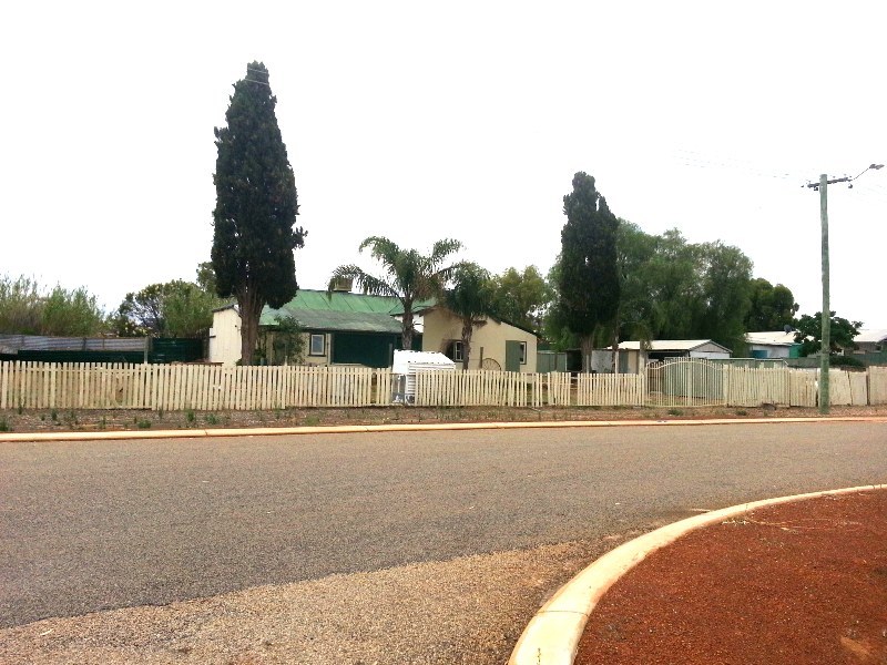1 CENTRAL STREET, COOROW, 6515