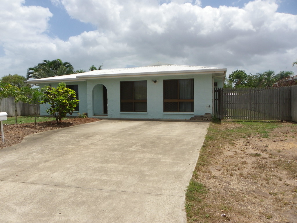 49 NEWTON STREET, WULGURU, 4811