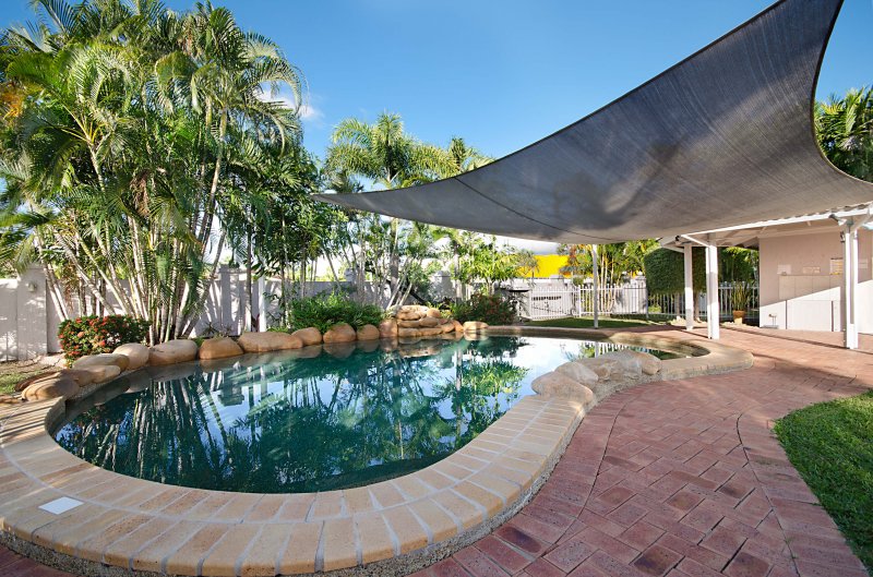 6/50 KERN BROTHERS DRIVE, KIRWAN, 4817