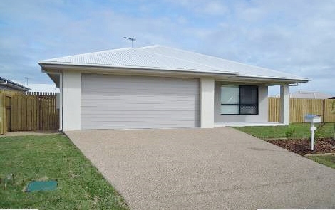 109 DAINTREE DRIVE, BUSHLAND BEACH, 4818