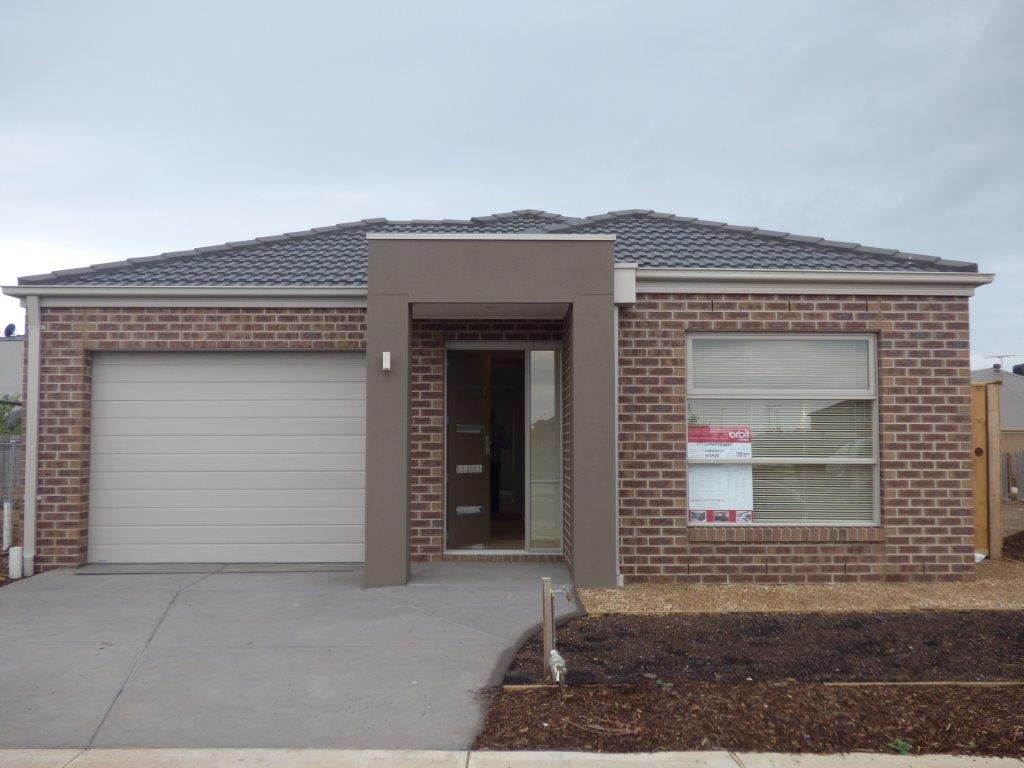 107 SUNNYBANK DRIVE, POINT COOK, 3030