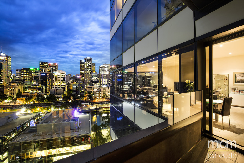 1808/7 RIVERSIDE QUAY, SOUTHBANK, 3006