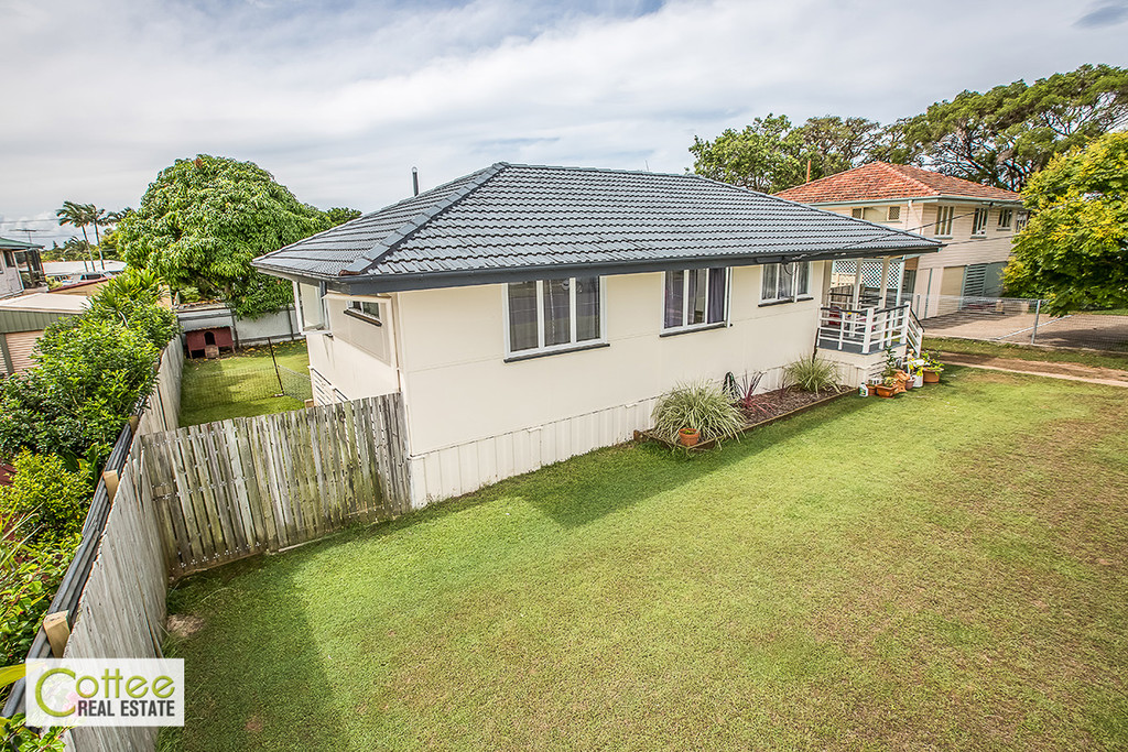 10 LYNETTE STREET, BRACKEN RIDGE, 4017