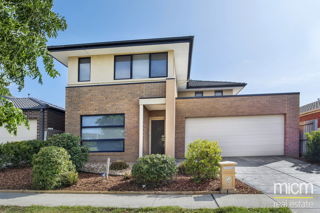 14 ESSENCE LANE, POINT COOK, 3030