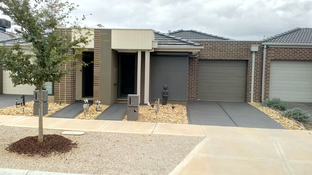 56 ANNECY BOULEVARD, PLUMPTON, 3335