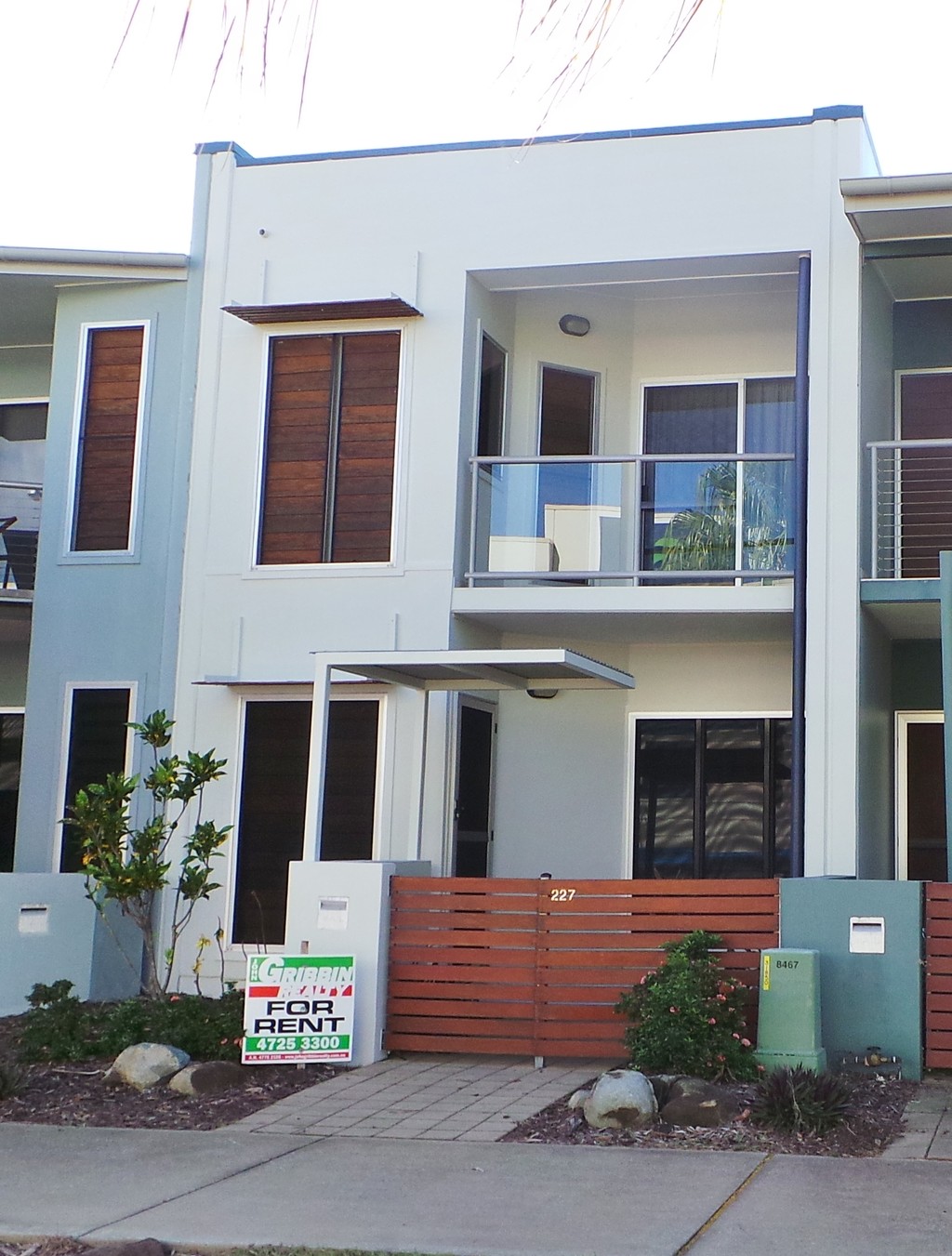 227 RIVERSIDE BOULEVARD, DOUGLAS, 4814