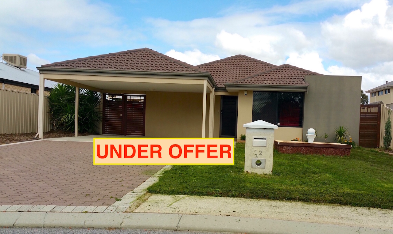 32 BRIDAL CRESCENT, KENWICK, 6107
