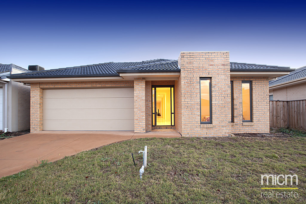 30 THE ESPLANADE, SANCTUARY LAKES, 3030