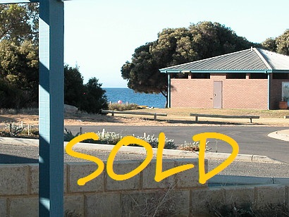 4 SPENCER STREET, LEEMAN, 6514