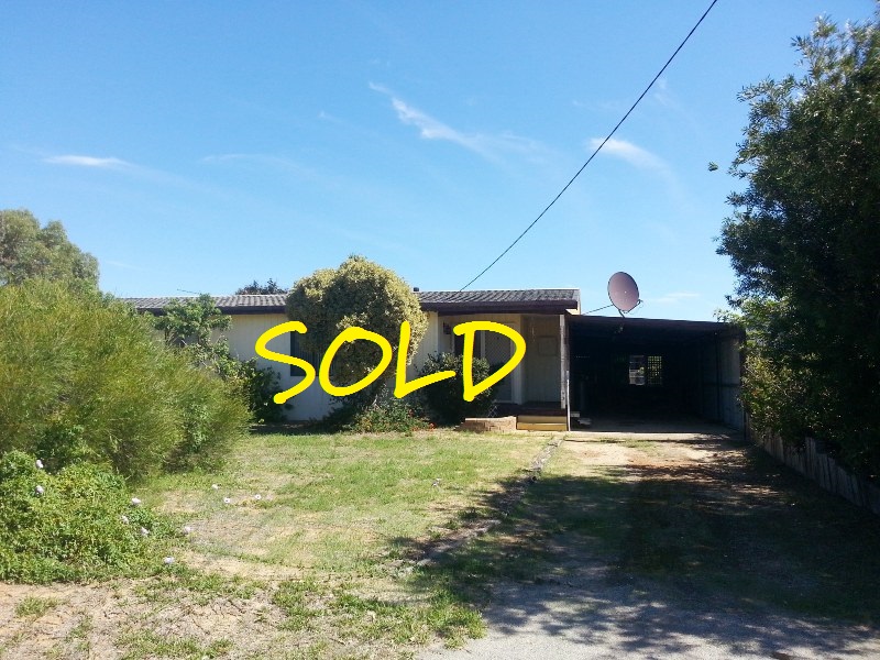 65 NAIRN STREET, LEEMAN, 6514