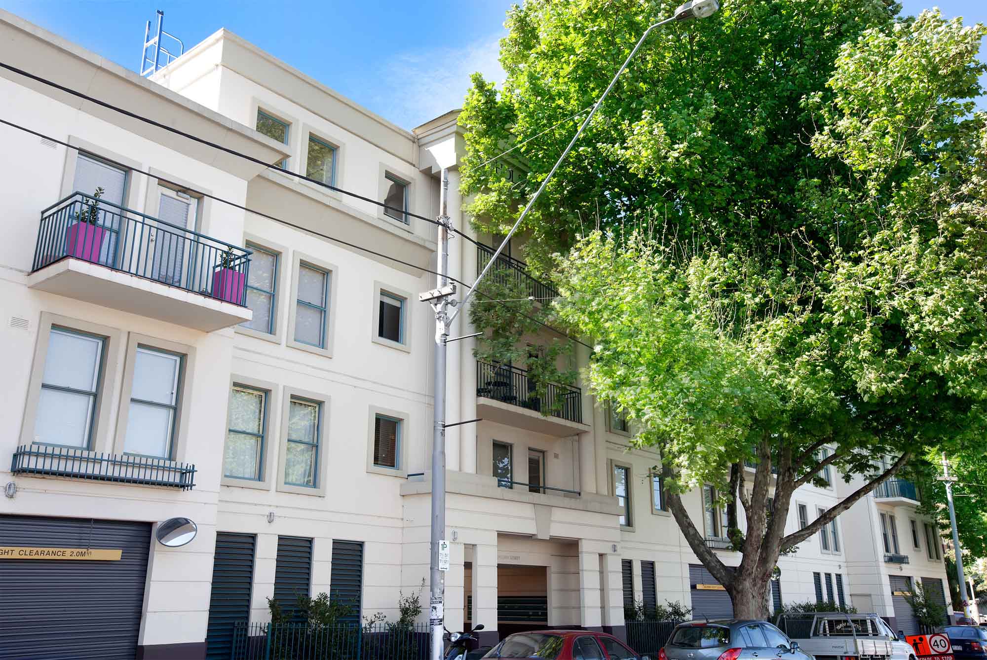 REF 24072/682 NICHOLSON STREET, FITZROY NORTH, 3068