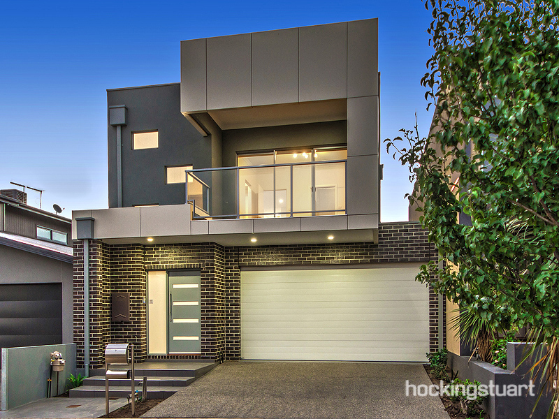 9 BAY STREET, CAROLINE SPRINGS, 3023