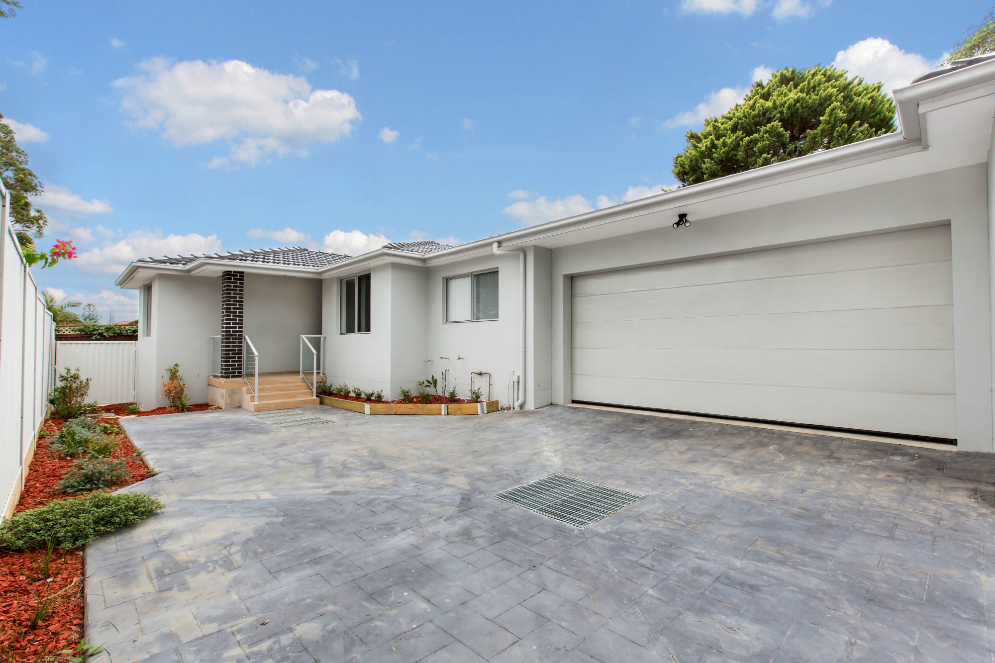 135 MIMOSA ROAD, GREENACRE, 2190