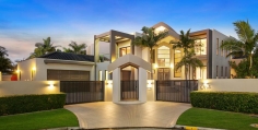 16 ORCHARD GROVE, HEATHMONT, 3135