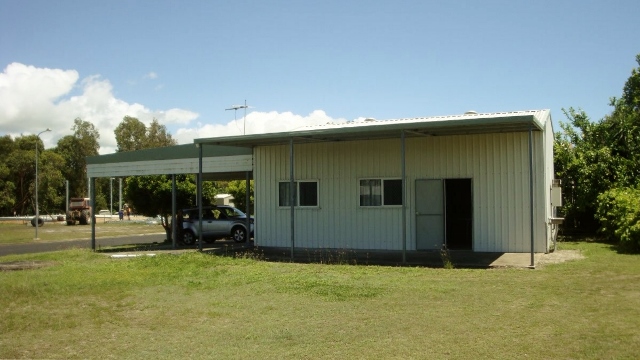 11 TAYLOR STREET, KURRIMINE BEACH, 4871