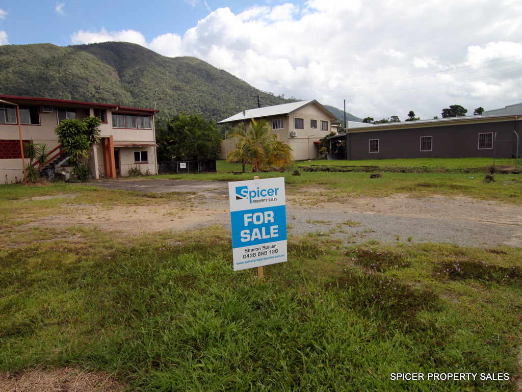 7 STILL STREET, TULLY, 4854