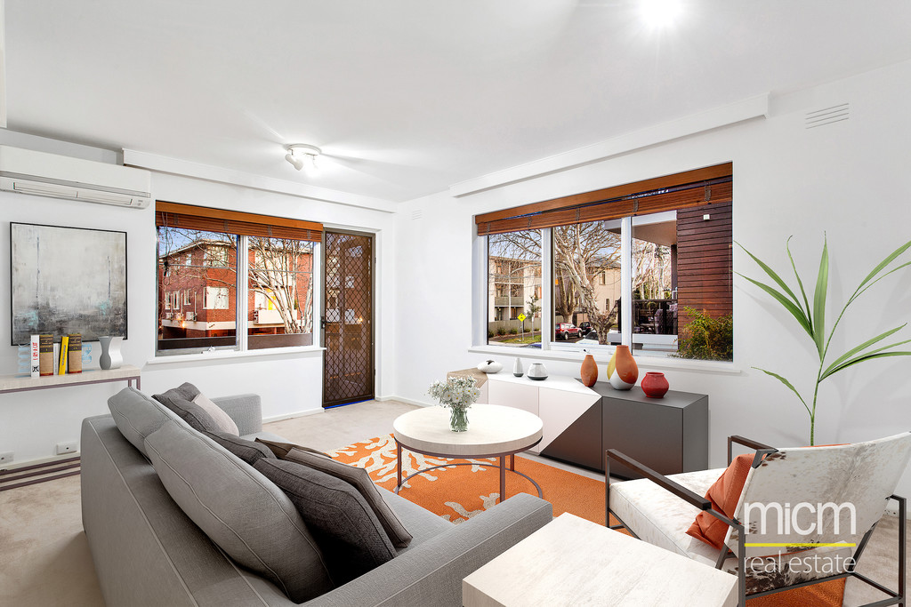 5/10 DICKENS STREET, ELWOOD, 3184