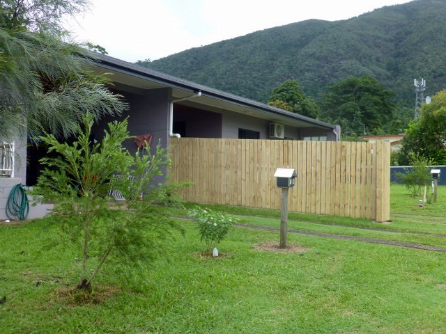 9 HENRY STREET, TULLY, 4854